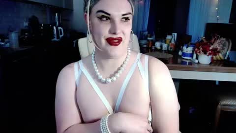 Sarina Williams online show from 04-24-26, 05:54