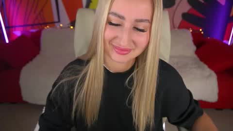 Lia online show from 09-27-25, 07:46