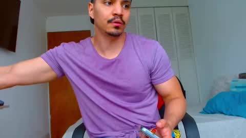 Snapshot of paolo_savanna chatting on 09-28-25, 04:45 paolo_savanna online show from 09-28-25, 04:45