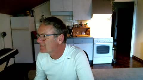 papa_show online show from 01-09-25, 03:01