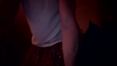 Snapshot of papaboner_foryourpleasure chatting on 12-18-25, 11:27 PapaBoner online show from 12-18-25, 11:27