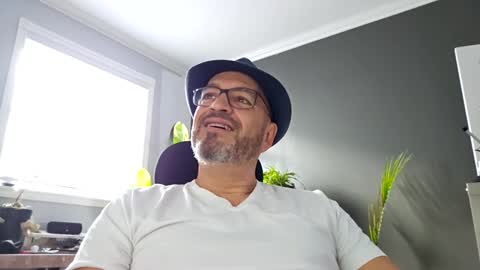 Papi online show from 01-02-25, 02:35