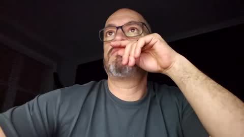 Papi online show from 01-17-25, 02:50