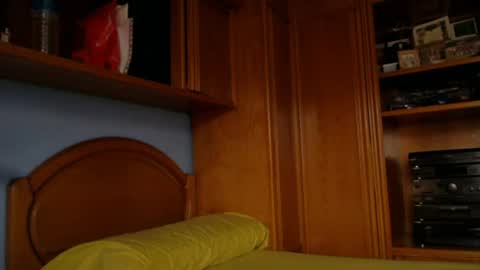 Snapshot of papicalientepolla chatting on 06-17-26, 06:31 papicalientepolla online show from 06-17-26, 06:31