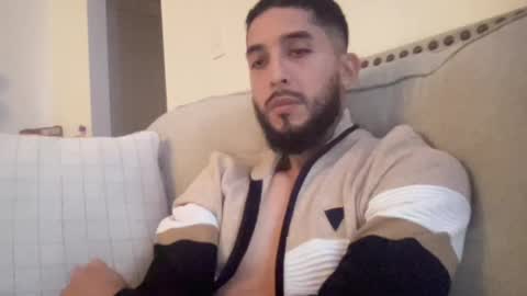 papicubano_guapo23cm online show from 11-09-25, 06:12