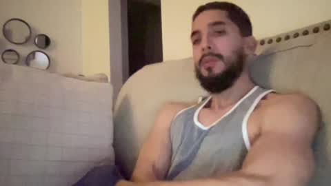 papicubano_guapo23cm online show from 03-03-26, 04:40