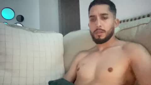 papicubano_guapo23cm online show from 07-21-26, 08:05