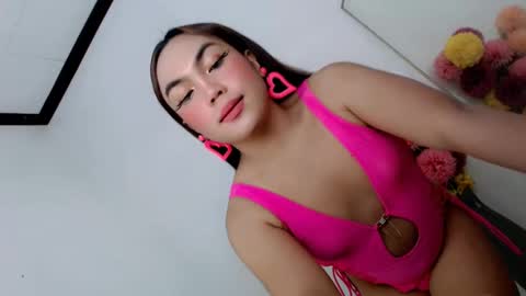 Snapshot of papigoddesslover chatting on 03-06-25, 11:47 Fina Dwarf online show from 03-06-25, 11:47