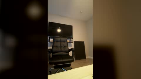 papimaikol020 online show from 04-05-26, 04:48