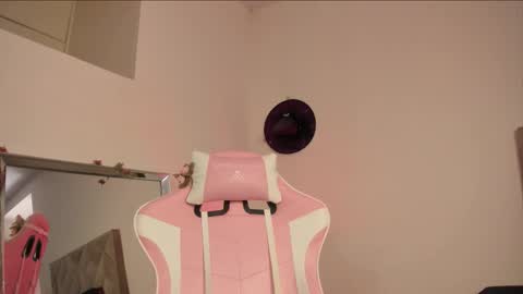 Paprika online show from 11-09-25, 06:17