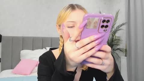 Melena online show from 01-11-26, 08:30