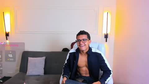 Ryan And Casper online show from 04-17-26, 02:31