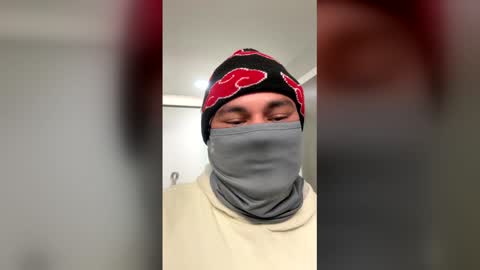 parejamisteriosa69 online show from 12-17-25, 01:11