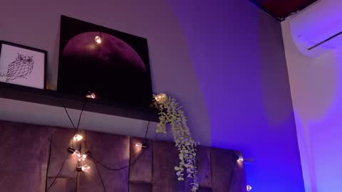 PARIS online show from 02-13-26, 07:59