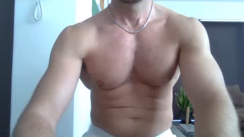 Snapshot of parisien75015 chatting on 12-12-24, 11:18 Porn Actor 21cm Hetero online show from 12-12-24, 11:18