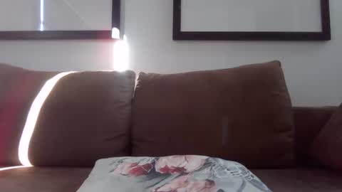 Snapshot of parisien75015 chatting on 12-24-24, 05:38 Porn Actor 21cm Hetero online show from 12-24-24, 05:38