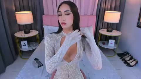 parismilker online show from 06-26-26, 12:04
