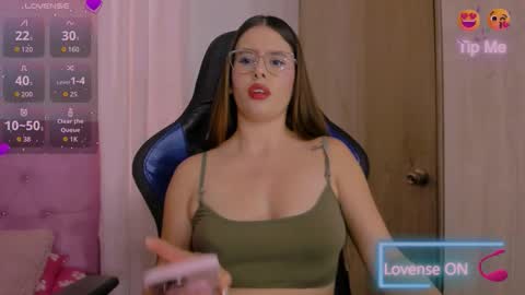 Paris online show from 03-06-26, 06:48