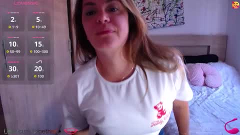 Paris online show from 09-29-25, 07:51