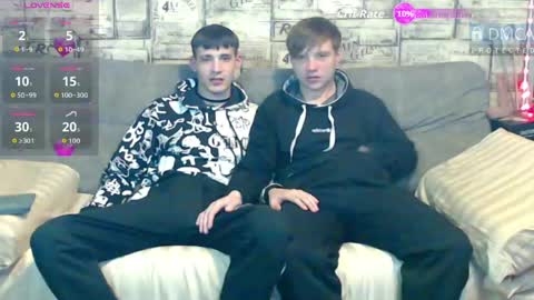 Max tall dark-haired guy with tattoos and Phil blond-haired online show from 05-03-26, 03:34
