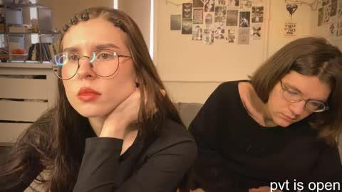Zoe online show from 04-02-26, 08:34