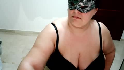 Snapshot of passionduo4 chatting on 02-26-26, 11:04 PassionDuo4 online show from 02-26-26, 11:04