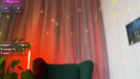 Snapshot of passionessa chatting on 02-26-25, 02:46 Call me Miss Alice Careful Passion Queen online show from 02-26-25, 02:46