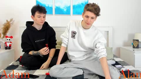 Snapshot of passionprince69 chatting on 12-15-24, 12:38 Alan online show from 12-15-24, 12:38