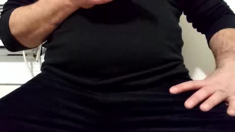 Snapshot of pato0008 chatting on 12-17-24, 04:45 JD online show from 12-17-24, 04:45