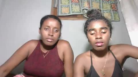 Snapshot of patricia9090 chatting on 11-16-25, 05:18 patricia9090 online show from 11-16-25, 05:18