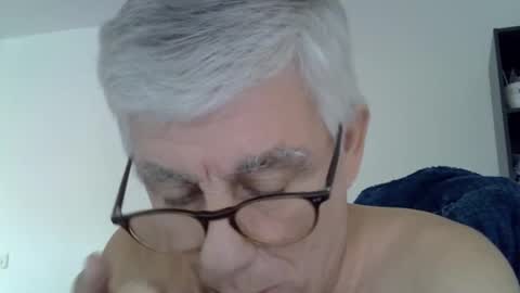 patrick5275 online show from 09-13-25, 09:09