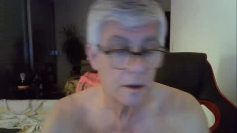 Snapshot of patrick5275 chatting on 05-31-26, 10:55 patrick5275 online show from 05-31-26, 10:55