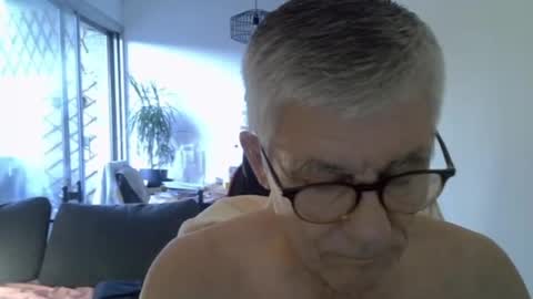 Snapshot of patrick5275 chatting on 07-04-26, 04:51 patrick5275 online show from 07-04-26, 04:51
