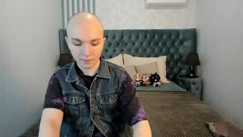 Snapshot of patrickbevy chatting on 05-26-26, 07:21 Patrick online show from 05-26-26, 07:21