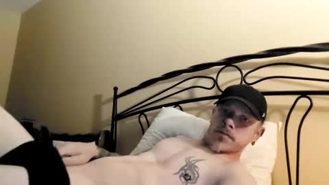 Charles Tremblay online show from 11-18-25, 08:24