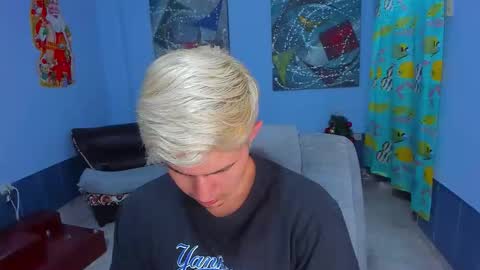 .... online show from 12-17-25, 07:42