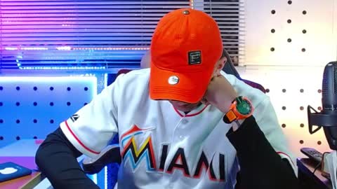 Darko0717  online show from 06-04-26, 06:14