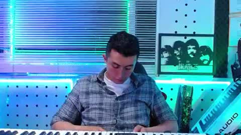 Darko0717  online show from 07-04-26, 04:24