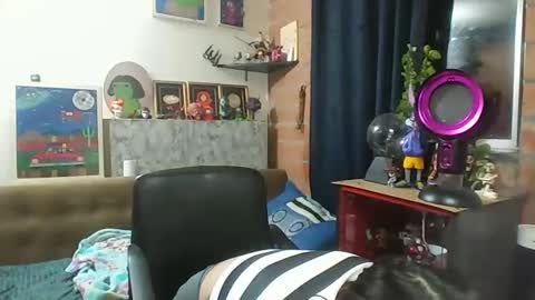 Pau online show from 04-23-26, 07:30