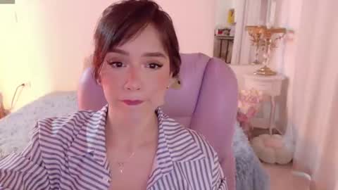 Snapshot of pau_cute chatting on 07-21-26, 09:50 Sofa online show from 07-21-26, 09:50