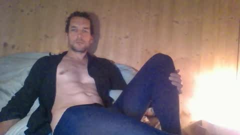 paueriwan online show from 12-18-25, 08:31