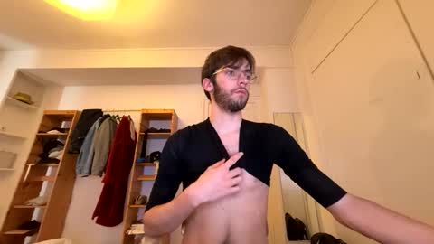 paul442386 online show from 05-08-26, 05:07