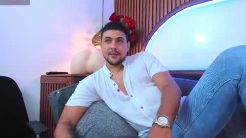 Paul Rivera online show from 11-20-25, 01:06