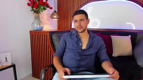 Paul Rivera online show from 04-10-26, 08:24