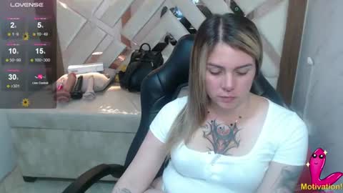 Paula online show from 07-25-26, 01:08
