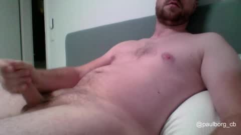 Snapshot of paulborg chatting on 10-19-25, 05:52 paulborg online show from 10-19-25, 05:52