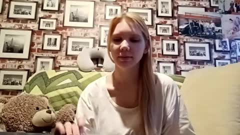 Eva online show from 11-18-25, 07:35