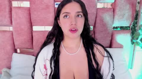 Snapshot of paulette_dupont_ chatting on 09-29-25, 12:38 paulette_dupont_ online show from 09-29-25, 12:38