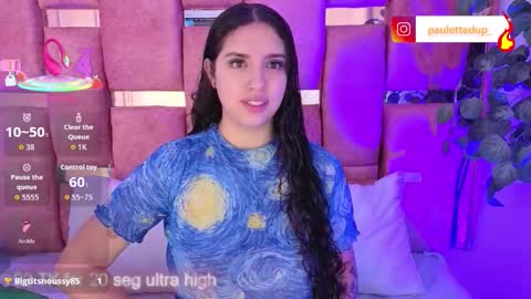 Snapshot of paulette_dupont_ chatting on 10-25-25, 03:47 paulette_dupont_ online show from 10-25-25, 03:47