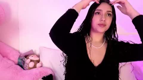 Snapshot of paulette_dupont_ chatting on 10-26-25, 12:38 paulette_dupont_ online show from 10-26-25, 12:38